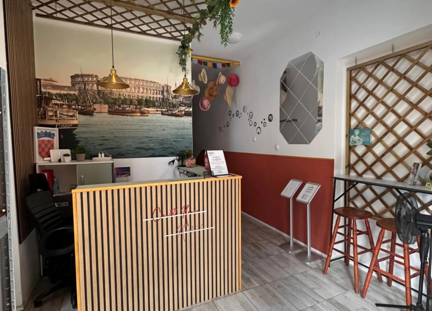 Crazy House Hostel Pula